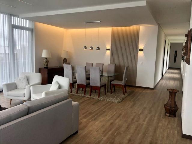 Casa de campo de alto standing de 3 dormitorios en venta Chía, Cundinamarca