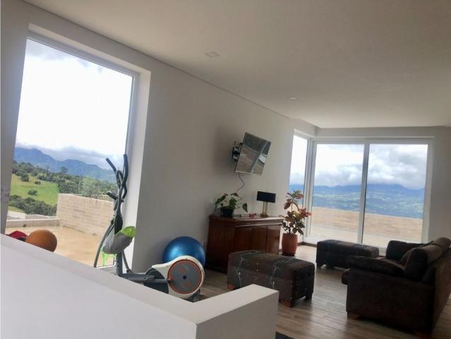 Casa de campo de alto standing de 3 dormitorios en venta Chía, Cundinamarca