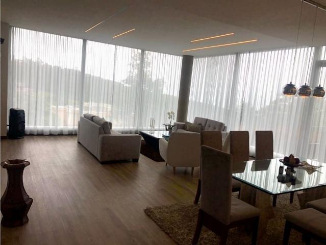 Casa de campo de alto standing de 3 dormitorios en venta Chía, Cundinamarca