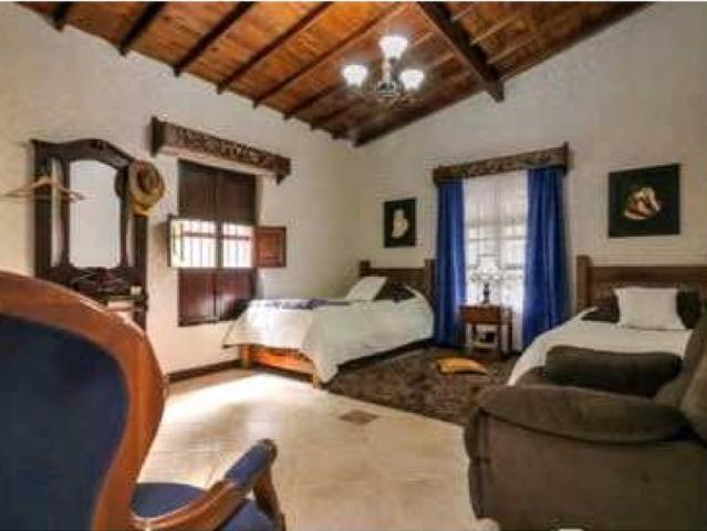 Casa de campo de alto standing de 3 dormitorios en venta Copacabana, Departamento de Antioquia