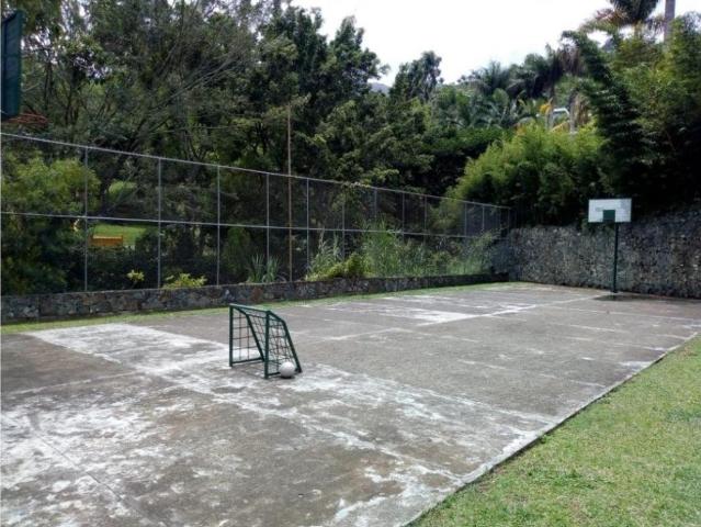 Casa de campo de alto standing de 3 dormitorios en venta Copacabana, Departamento de Antioquia