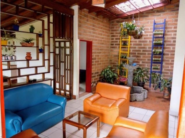 Casa de campo de alto standing de 3 dormitorios en venta Copacabana, Departamento de Antioquia