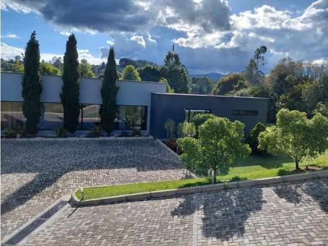 Casa de campo de alto standing de 3 dormitorios en venta El Encanto, Colombia