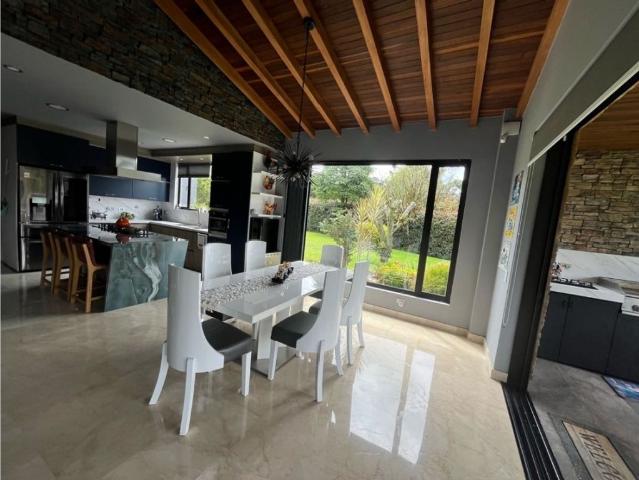 Casa de campo de alto standing de 3 dormitorios en venta El Encanto, Colombia