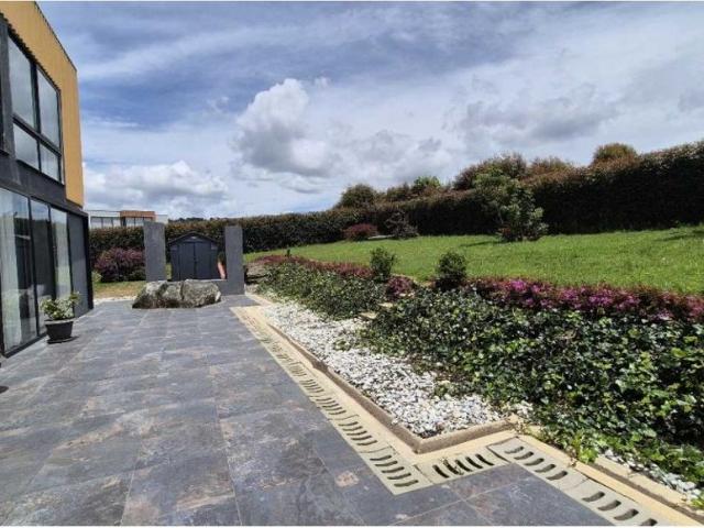 Casa de campo de alto standing de 3 dormitorios en venta Envigado, Colombia