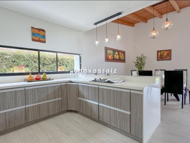 Casa de campo de alto standing de 3 dormitorios en venta Guarne, Colombia
