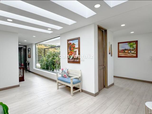 Casa de campo de alto standing de 3 dormitorios en venta Guarne, Colombia