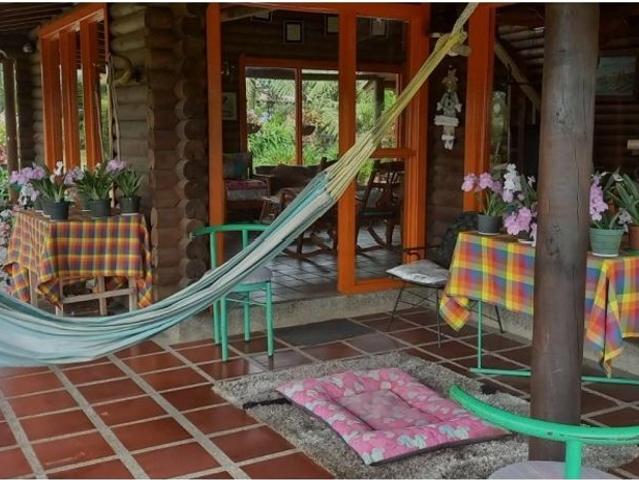 Casa de campo de alto standing de 3 dormitorios en venta Guarne, Colombia