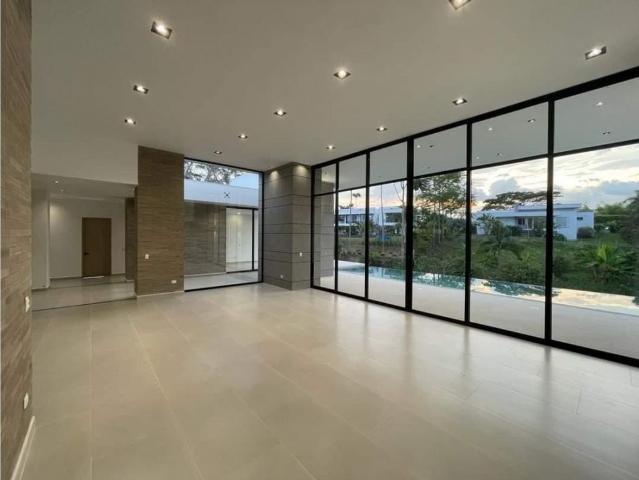 Casa de campo de alto standing de 3 dormitorios en venta Pereira, Colombia