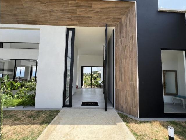 Casa de campo de alto standing de 3 dormitorios en venta Pereira, Departamento de Risaralda