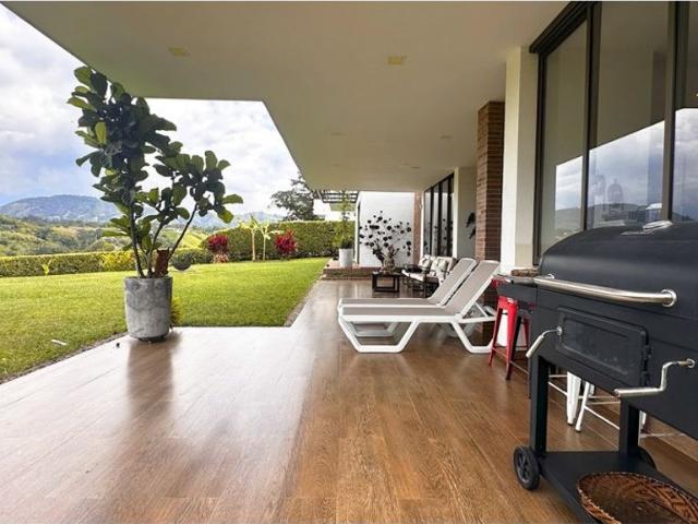Casa de campo de alto standing de 3 dormitorios en venta Pereira, Departamento de Risaralda