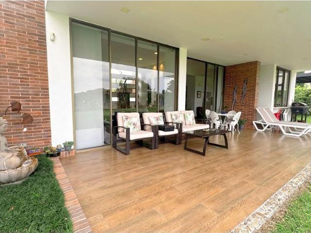 Casa de campo de alto standing de 3 dormitorios en venta Pereira, Departamento de Risaralda