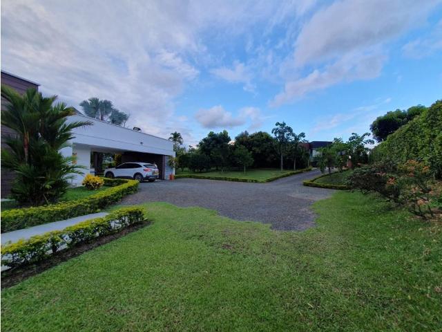 Casa de campo de alto standing de 3 dormitorios en venta Pereira, Departamento de Risaralda