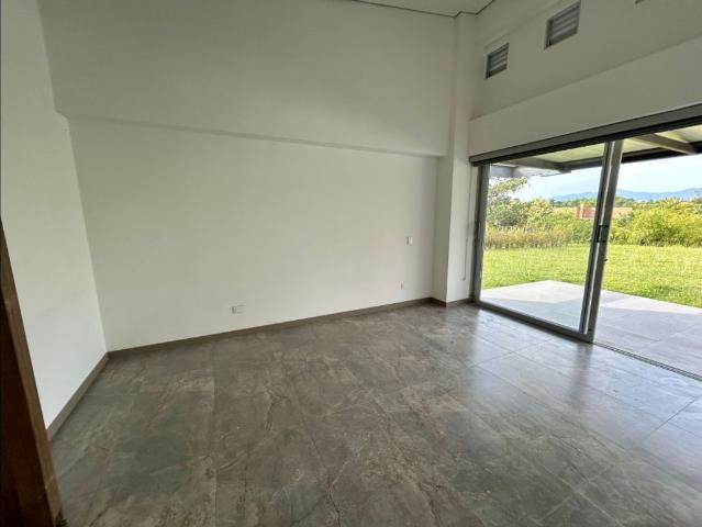 Casa de campo de alto standing de 3 dormitorios en venta Pereira, Departamento de Risaralda