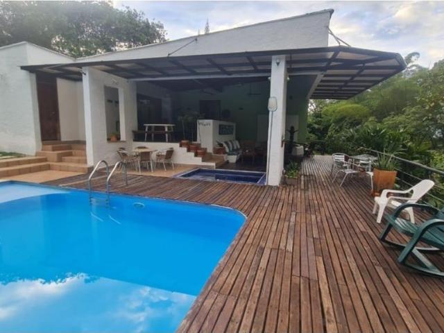 Casa de campo de alto standing de 3 dormitorios en venta San Jerónimo, Departamento de Antioquia