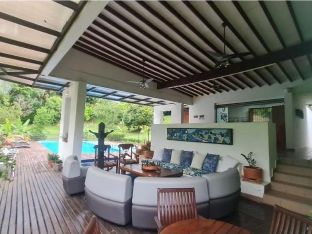Casa de campo de alto standing de 3 dormitorios en venta San Jerónimo, Departamento de Antioquia