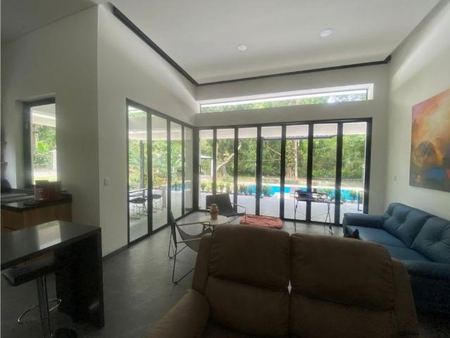 Casa de campo de alto standing de 3 dormitorios en venta San Jerónimo, Departamento de Antioquia