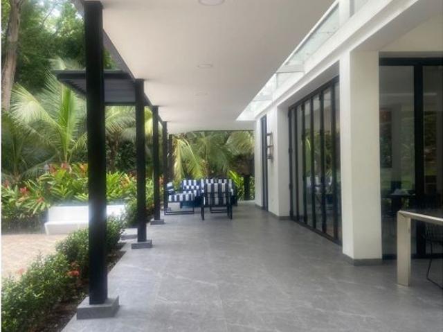 Casa de campo de alto standing de 3 dormitorios en venta San Jerónimo, Departamento de Antioquia