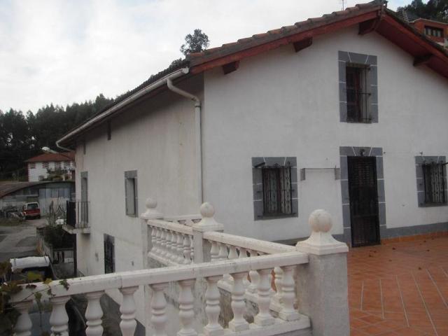Casa en venta en Baltezana, Castro-urdiales