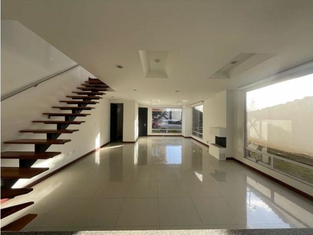 Casa de campo de alto standing de 4 dormitorios en alquiler Cajicá, Colombia