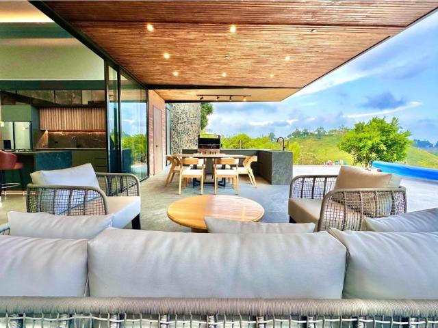 Casa de campo de alto standing de 4 dormitorios en alquiler Guatapé, Departamento de Antioquia