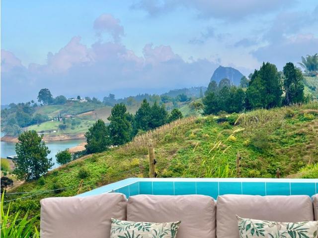 Casa de campo de alto standing de 4 dormitorios en alquiler Guatapé, Departamento de Antioquia