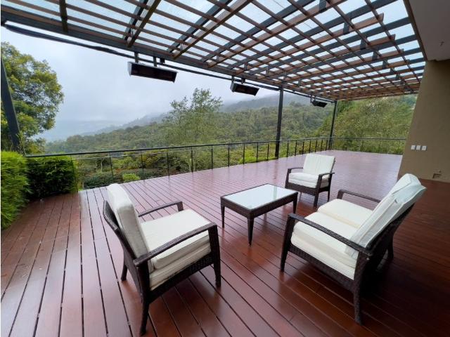 Casa de campo de alto standing de 4 dormitorios en alquiler La Calera, Cundinamarca