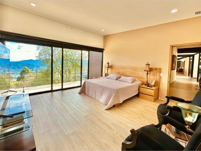 Casa de campo de alto standing de 4 dormitorios en alquiler Medellín, Colombia