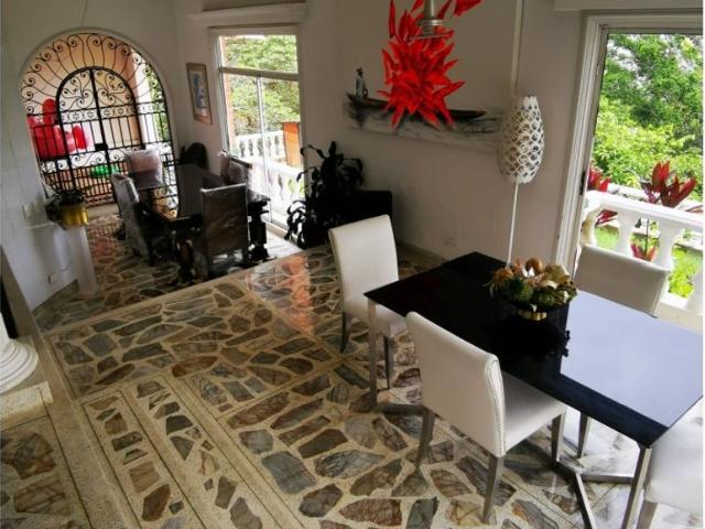 Casa de campo de alto standing de 4 dormitorios en alquiler Medellín, Departamento de Antioquia