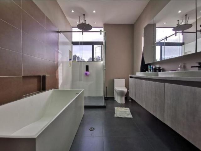 Casa de campo de alto standing de 4 dormitorios en alquiler Medellín, Departamento de Antioquia