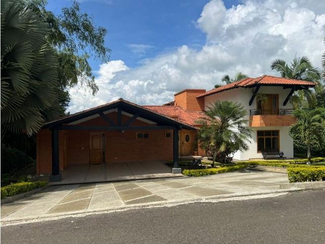Casa de campo de alto standing de 4 dormitorios en alquiler Pereira, Colombia