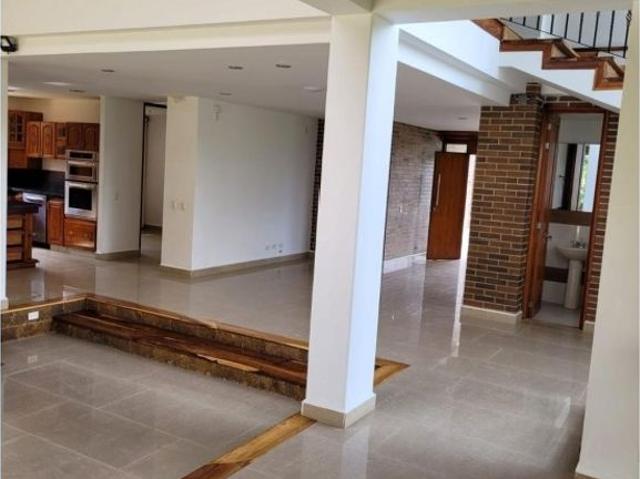 Casa de campo de alto standing de 4 dormitorios en alquiler Rionegro, Colombia