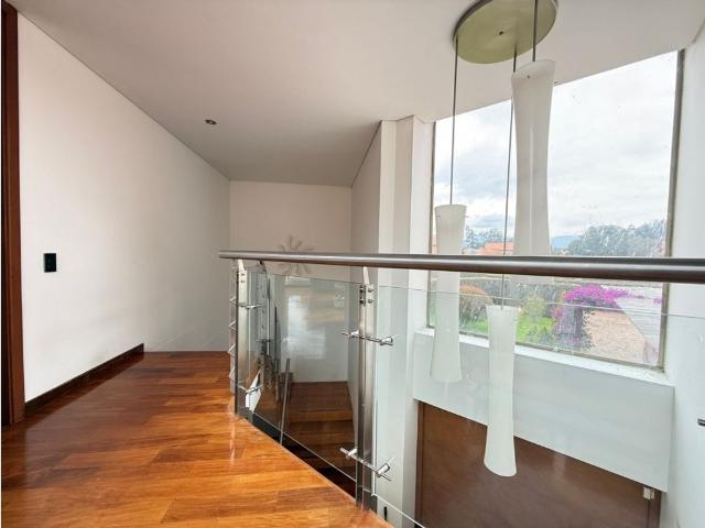 Casa de campo de alto standing de 4 dormitorios en venta Bogotá, Bogotá D.C