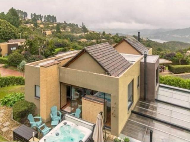 Casa de campo de alto standing de 4 dormitorios en venta Bogotá, Colombia