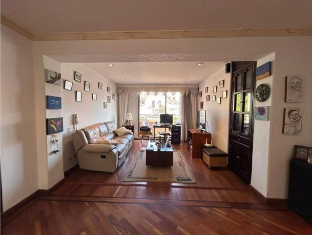 Casa de campo de alto standing de 4 dormitorios en venta Bogotá, Colombia