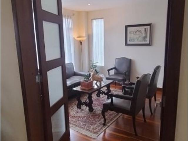 Casa de campo de alto standing de 4 dormitorios en venta Chía, Cundinamarca