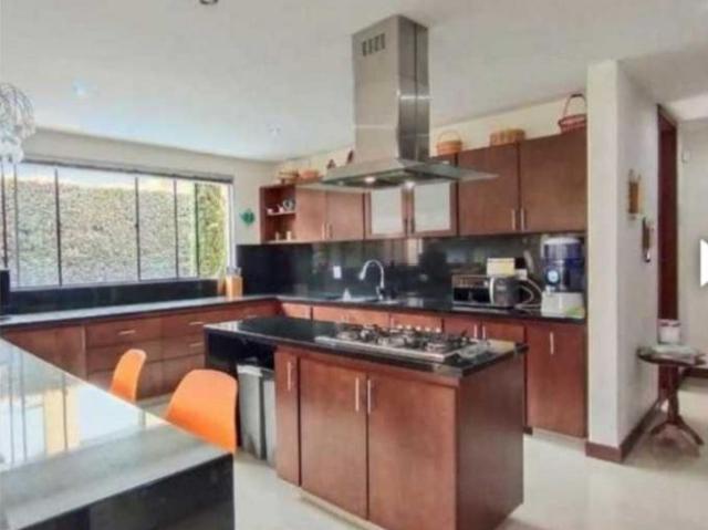 Casa de campo de alto standing de 4 dormitorios en venta Chía, Cundinamarca