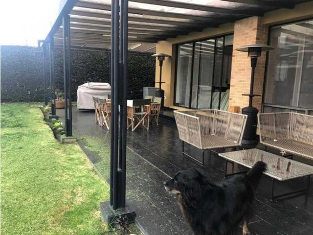 Casa de campo de alto standing de 4 dormitorios en venta Chía, Cundinamarca