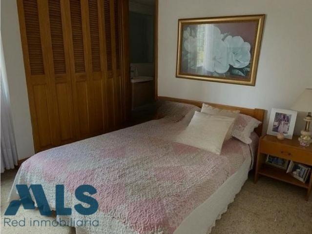 Casa de campo de alto standing de 4 dormitorios en venta Copacabana, Colombia