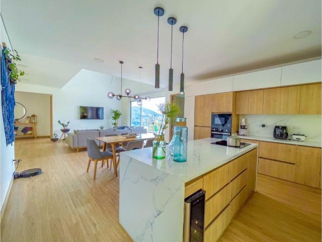 Casa de campo de alto standing de 4 dormitorios en venta Copacabana, Departamento de Antioquia