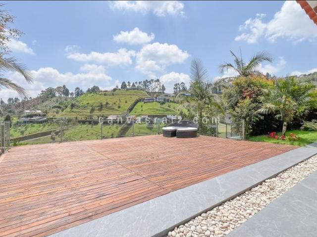 Casa de campo de alto standing de 4 dormitorios en venta Guarne, Colombia