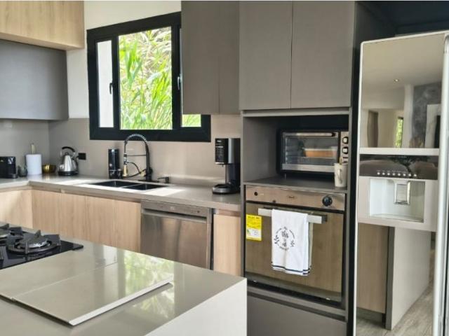 Casa de campo de alto standing de 4 dormitorios en venta Guarne, Colombia