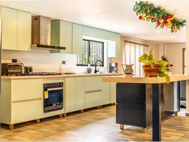 Casa de campo de alto standing de 4 dormitorios en venta Guarne, Departamento de Antioquia