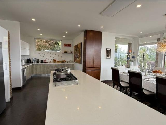 Casa de campo de alto standing de 4 dormitorios en venta La Calera, Cundinamarca