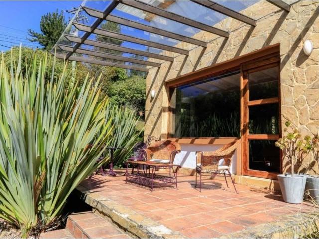 Casa de campo de alto standing de 4 dormitorios en venta La Calera, Cundinamarca