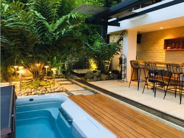 Casa de campo de alto standing de 4 dormitorios en venta Pereira, Departamento de Risaralda