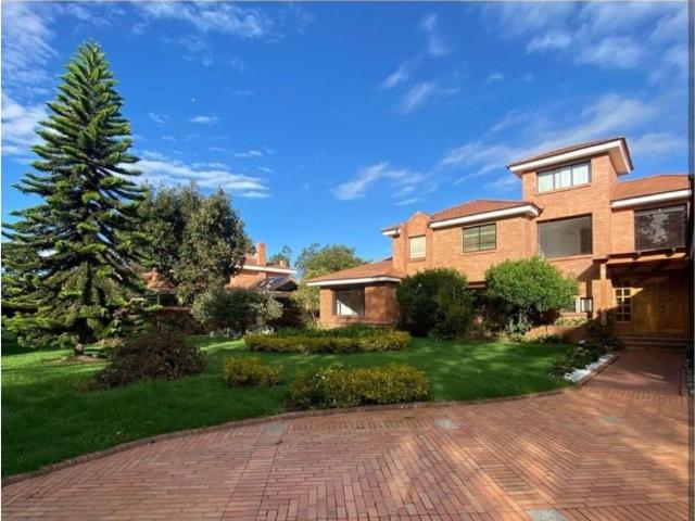 Casa de campo de alto standing de 4 dormitorios en venta Santafe de Bogotá, Bogotá D.C