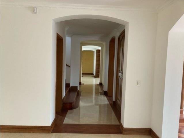 Casa de campo de alto standing de 4 dormitorios en venta Santafe de Bogotá, Bogotá D.C