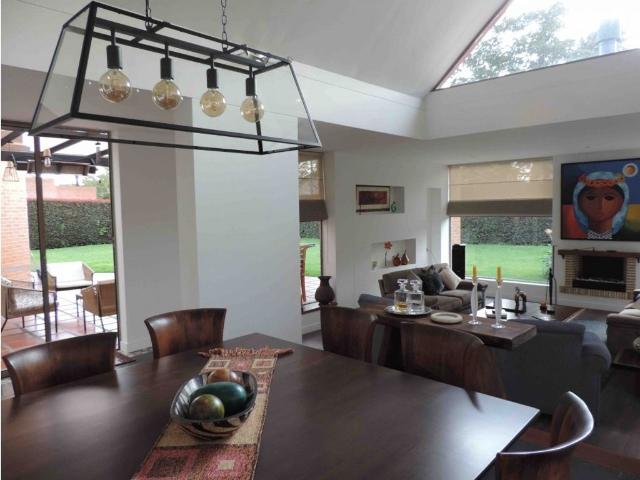 Casa de campo de alto standing de 4 dormitorios en venta Santafe de Bogotá, Colombia