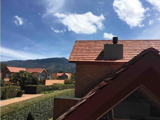 Casa de campo de alto standing de 4 dormitorios en venta Santafe de Bogotá, Colombia